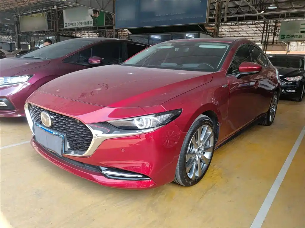 MAZDA 3 AXELA