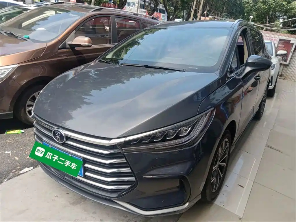 BYD SONG MAX