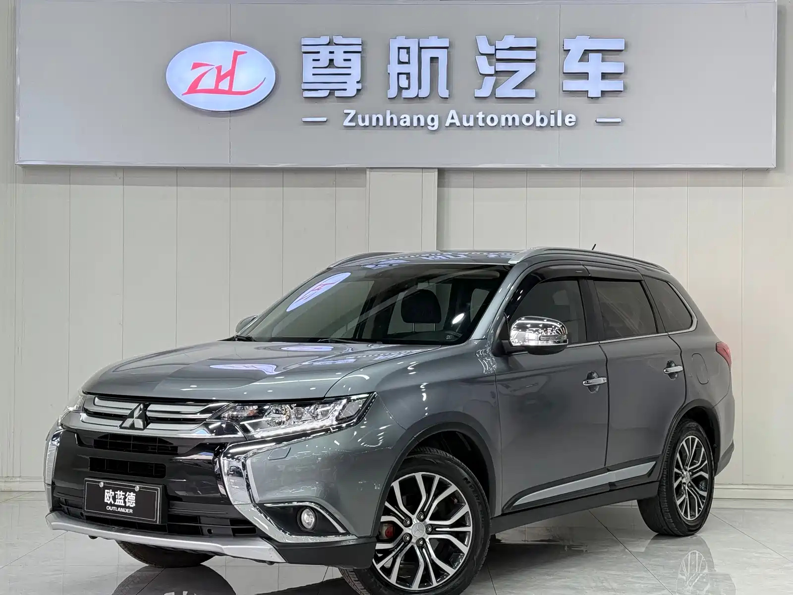 MITSUBISHI OUTLANDER IMPORT