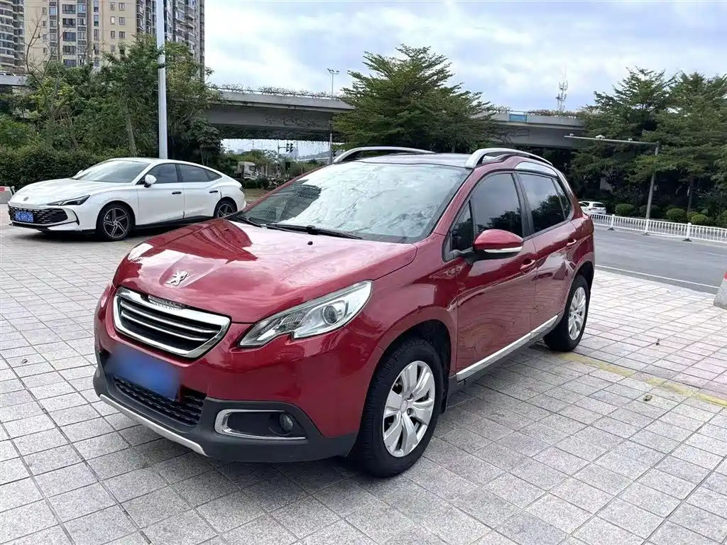 PEUGEOT 2008