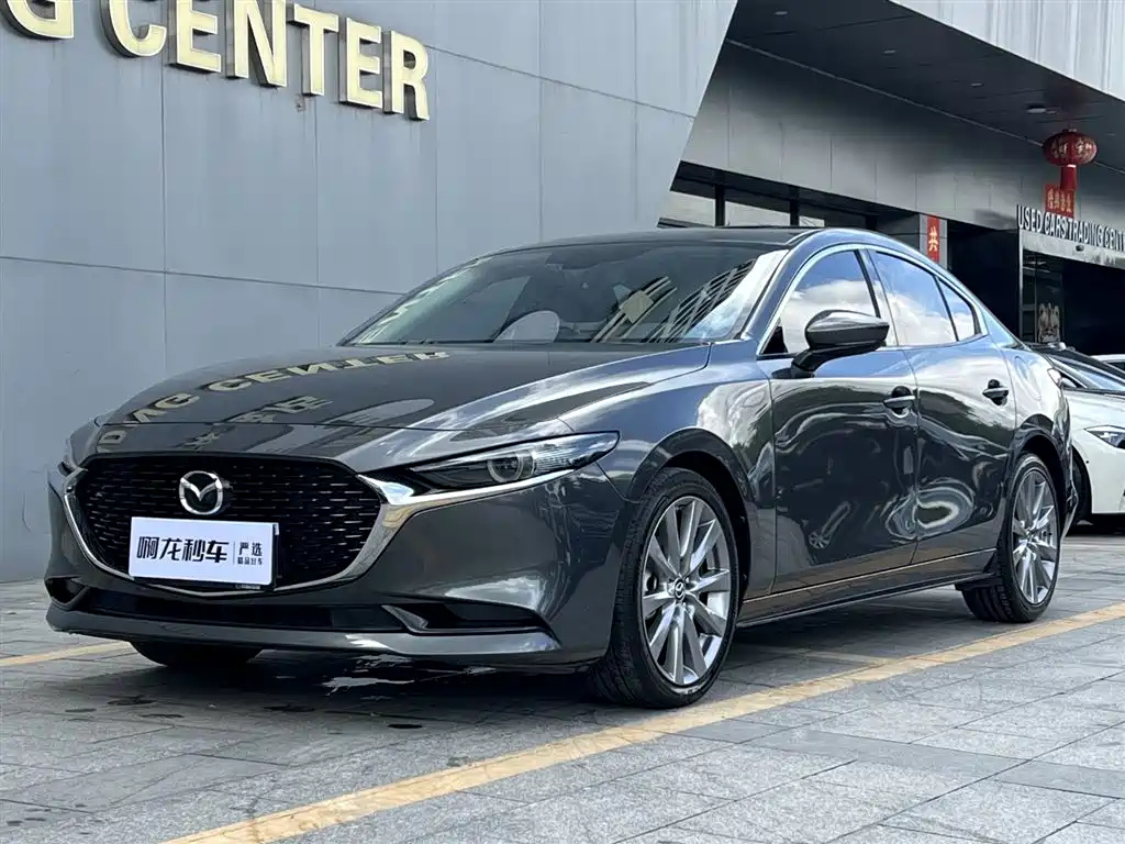 MAZDA 3 AXELA