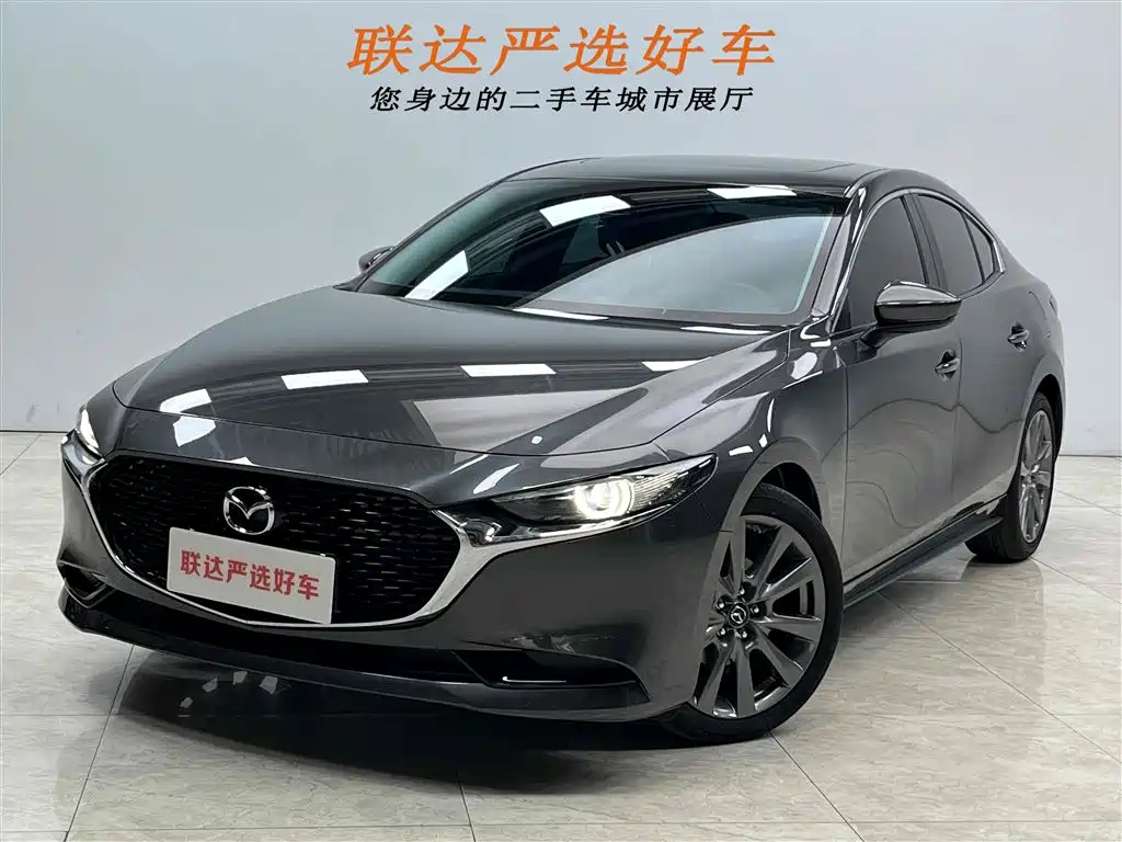 MAZDA 3 AXELA