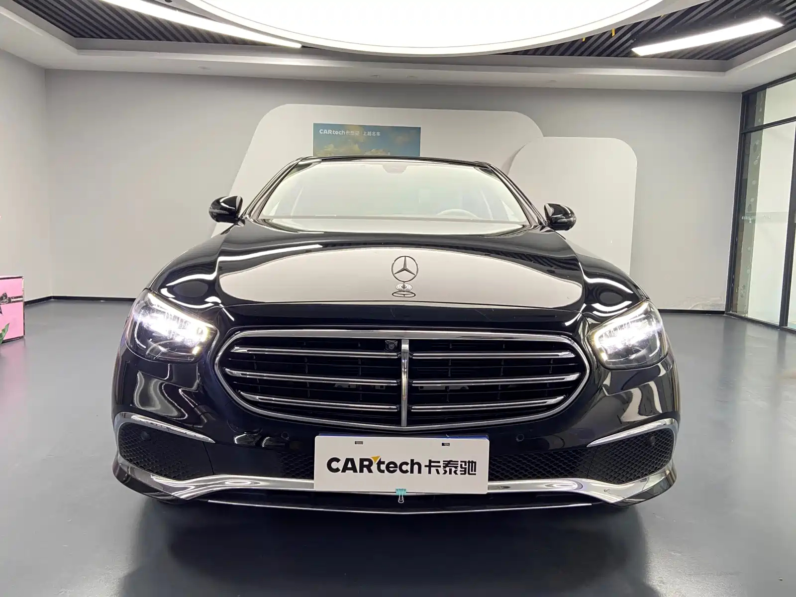 MERCEDES BENZ E-CLASS