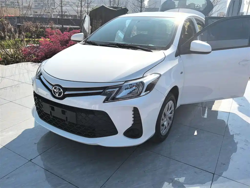 TOYOTA VIOS FS