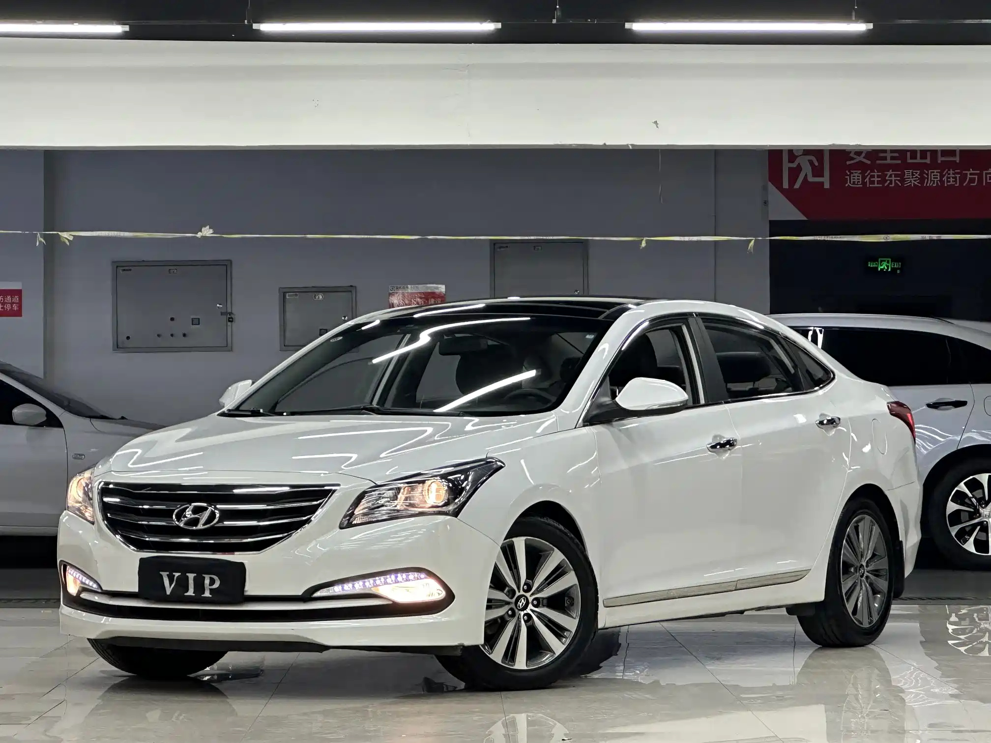 HYUNDAI MISTRA
