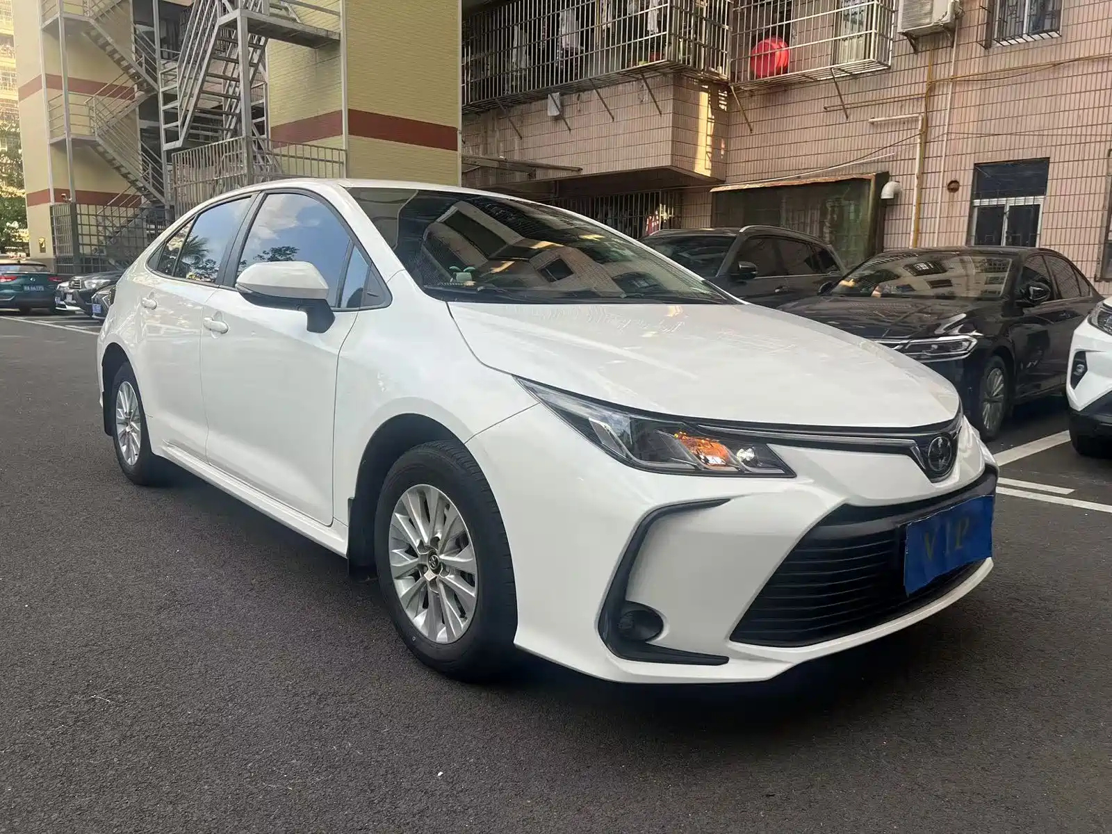 TOYOTA COROLLA