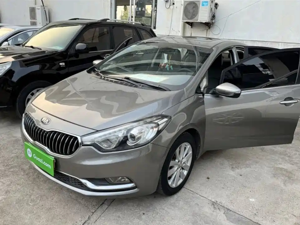 KIA K3