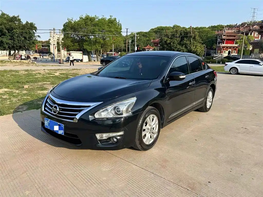 NISSAN TEANA