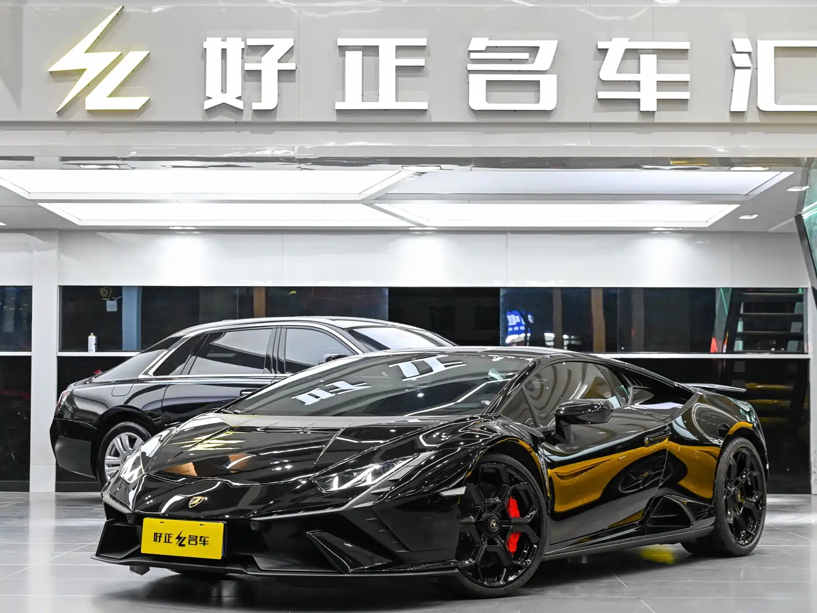 LAMBORGHINI HURACN