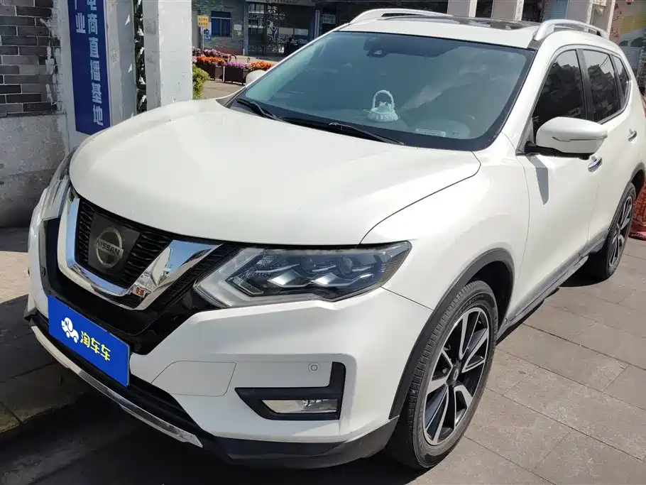 NISSAN X-TRAIL