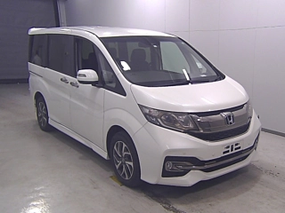 HONDA STEP WAGON 2016