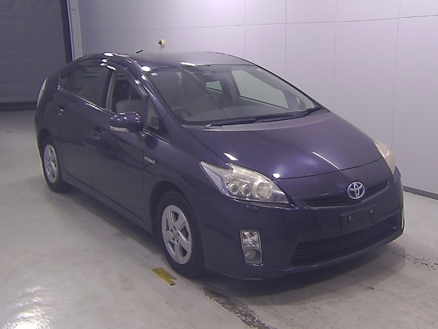 TOYOTA PRIUS 2011