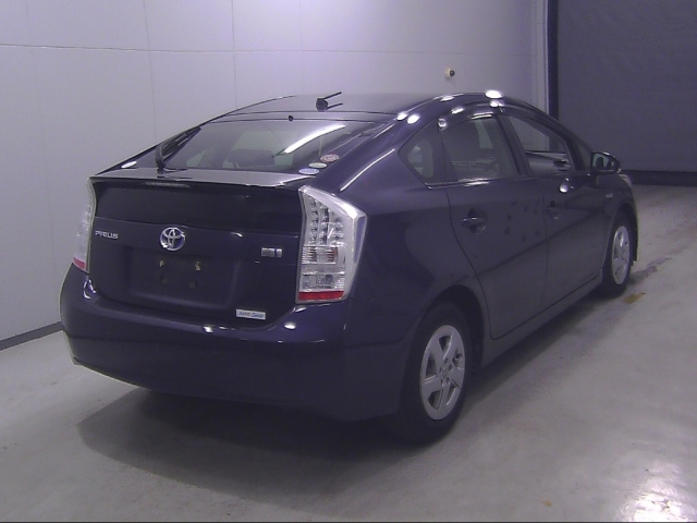 TOYOTA PRIUS 2011