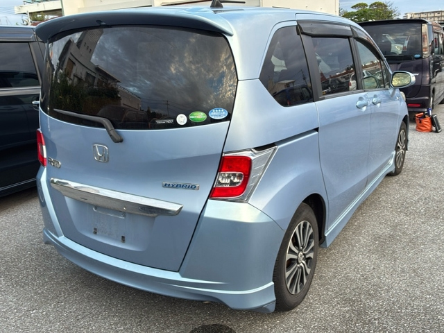 HONDA FREED 2015