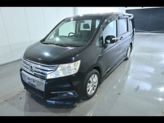HONDA STEP WAGON 2010