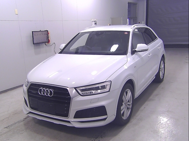 AUDI Q3 2018