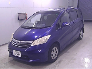 HONDA FREED 2011