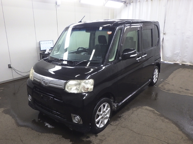 DAIHATSU TANTO 2013