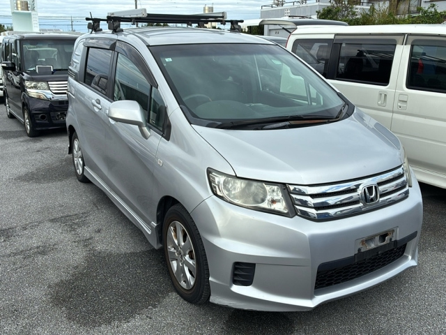 HONDA FREED 2011