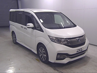 HONDA STEP WAGON 2015