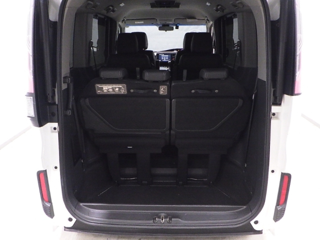 HONDA STEP WAGON 2015