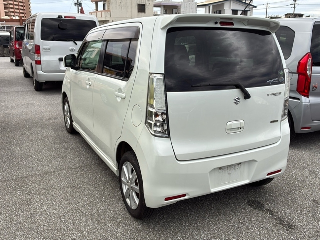 SUZUKI WAGON R 2013