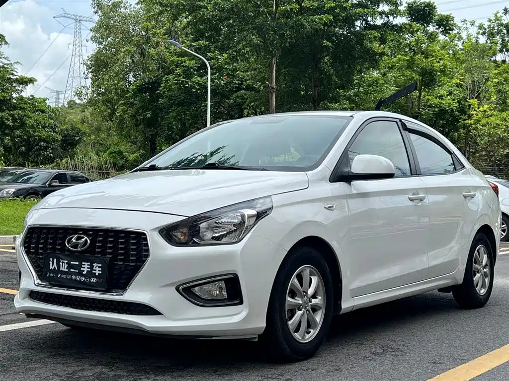 HYUNDAI RENA 2017