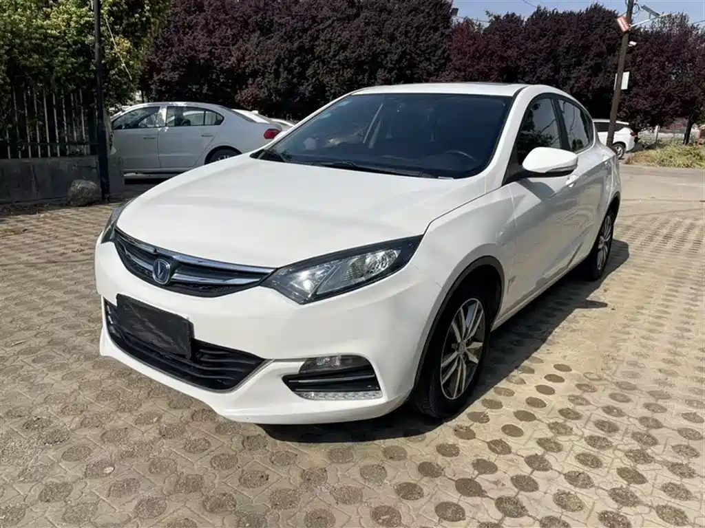 CHANGAN EADO XT