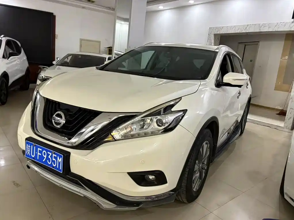 NISSAN MURANO 2019
