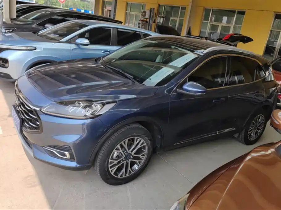 FORD ESCAPE 2020