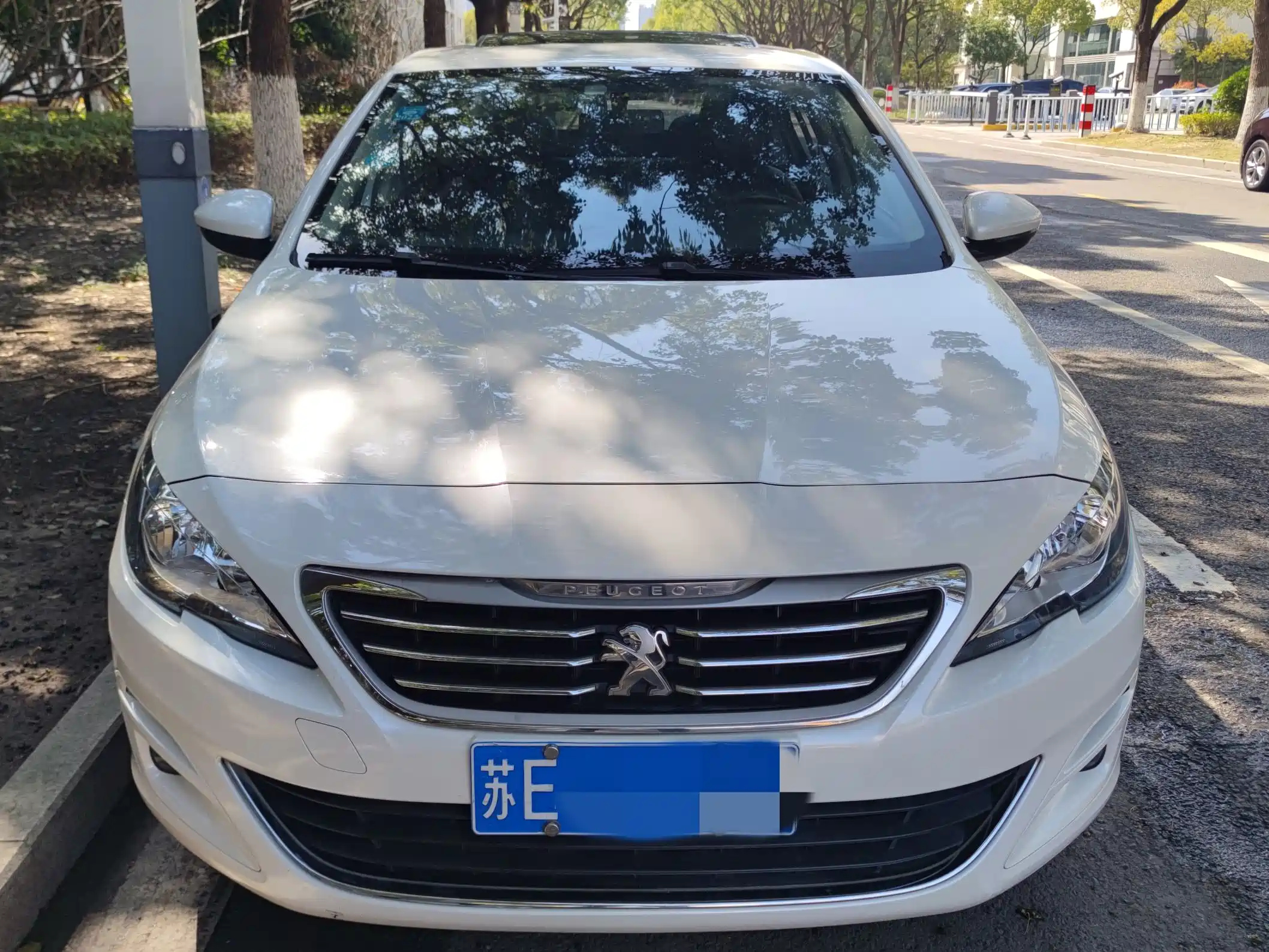 PEUGEOT 408 2016