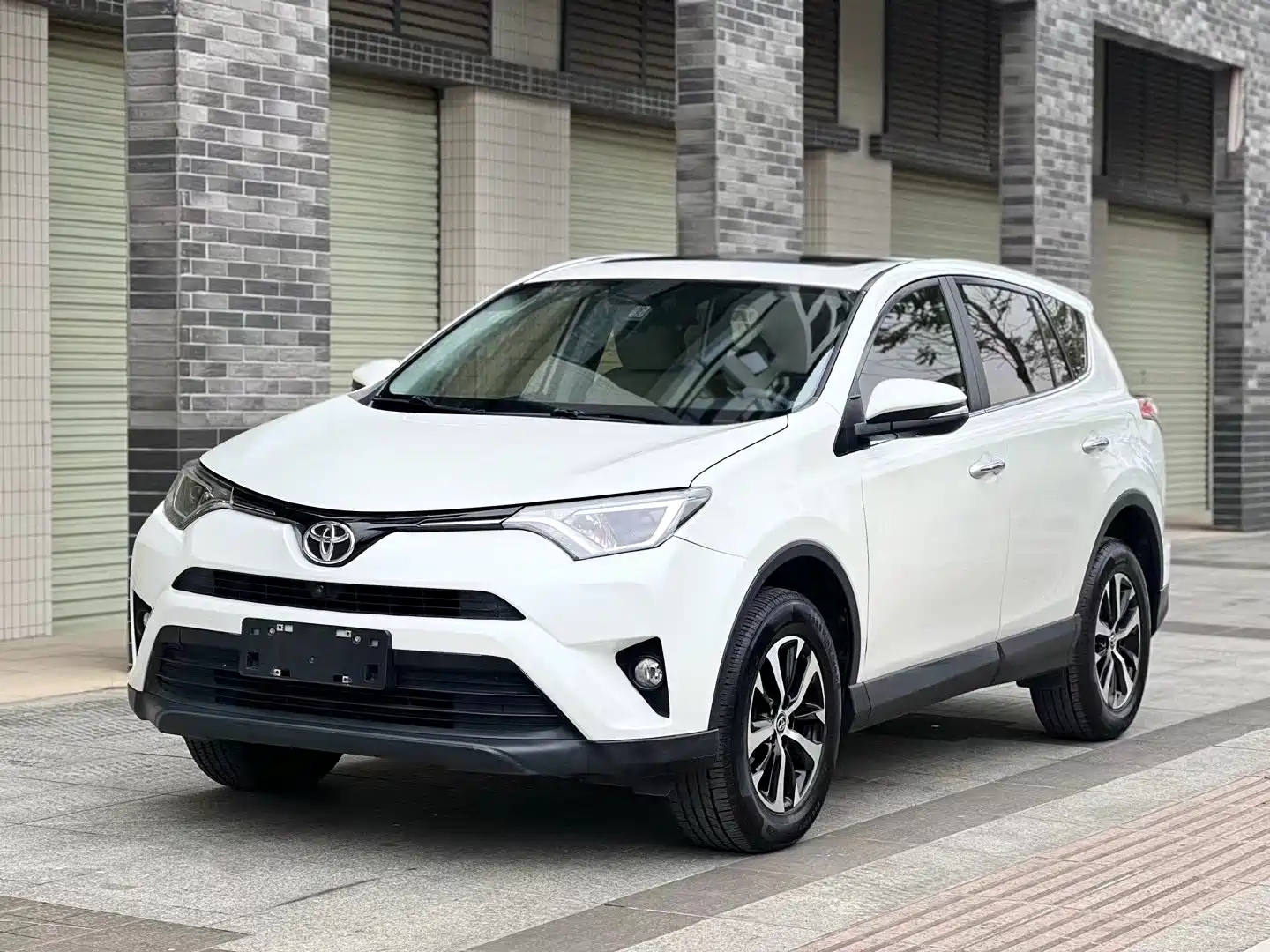 TOYOTA RAV4 RONGFANG 2016