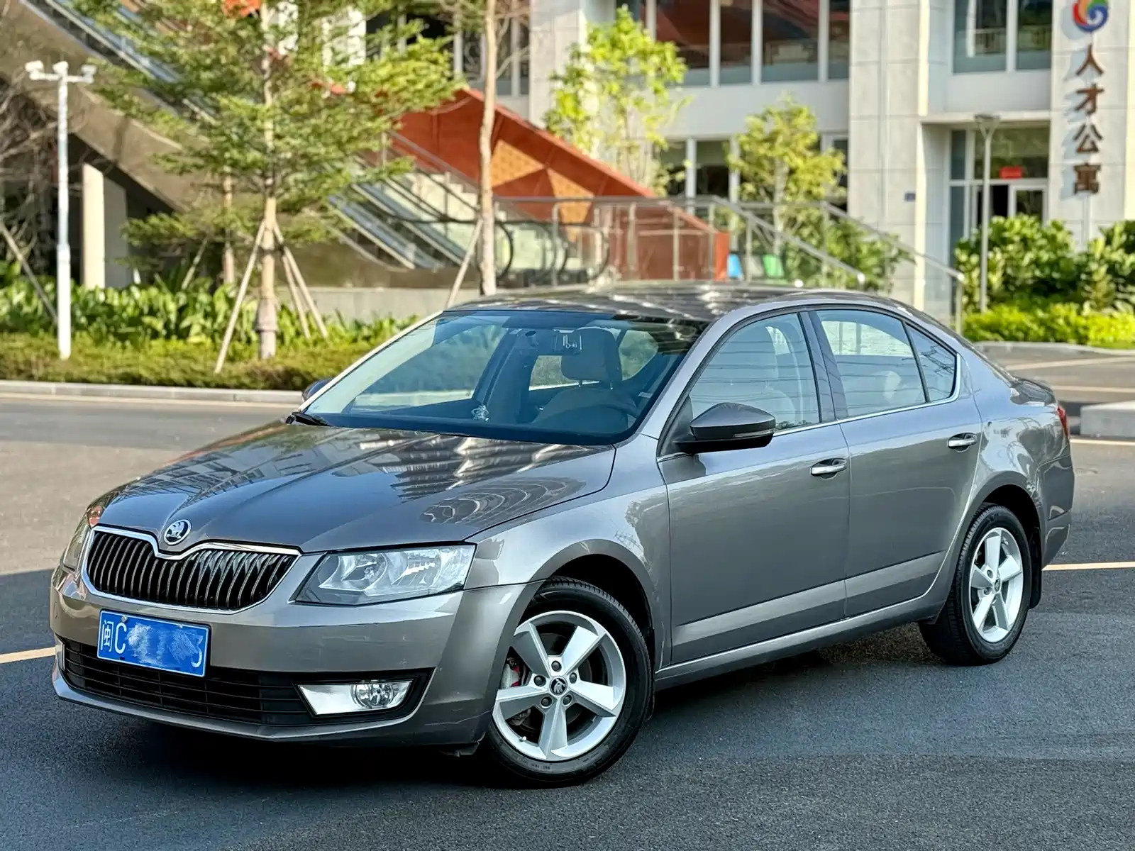 SKODA OCTAVIA 2015