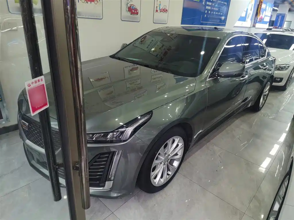 CADILLAC CT5 2022