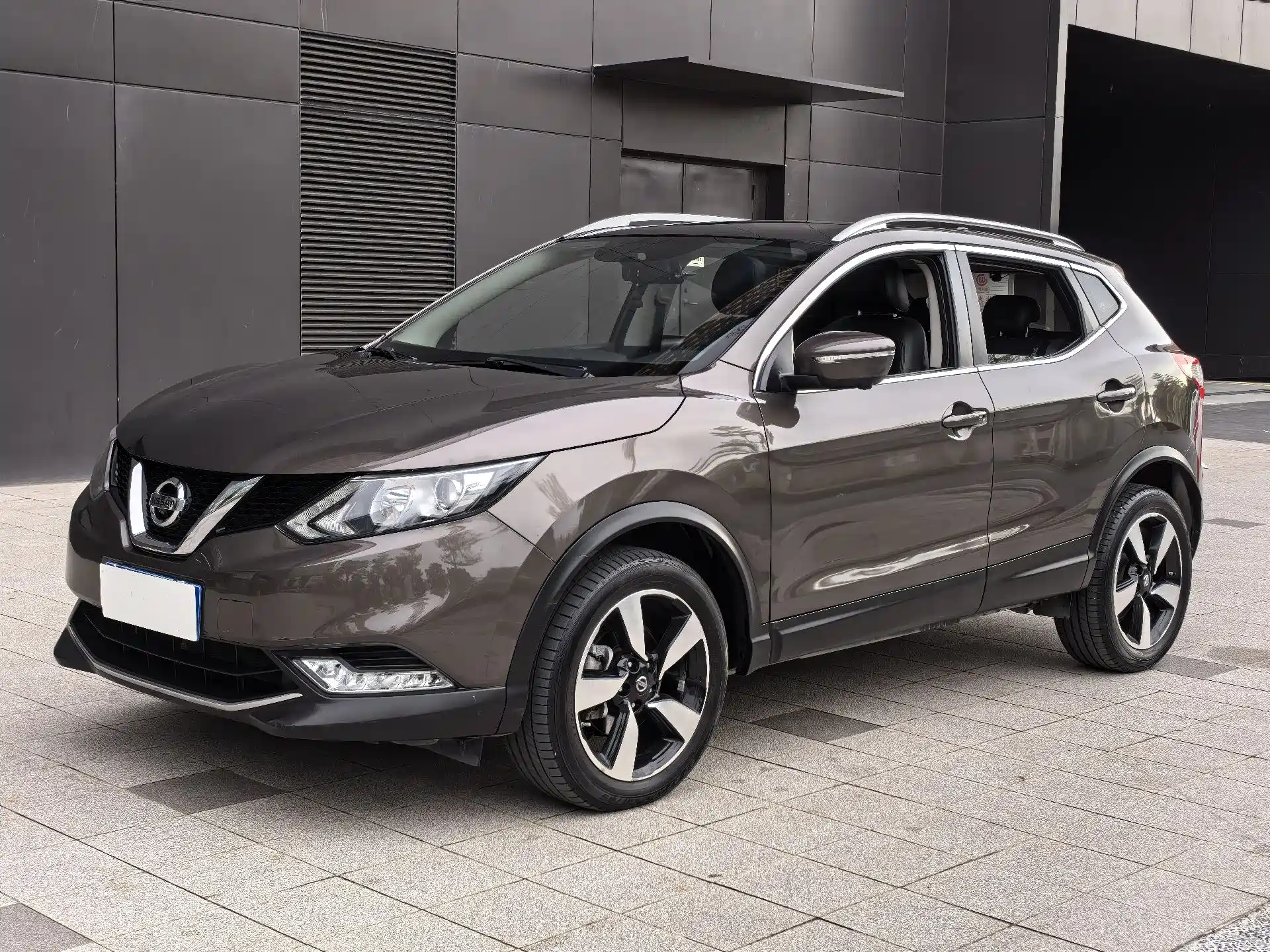 NISSAN QASHQAI 2016