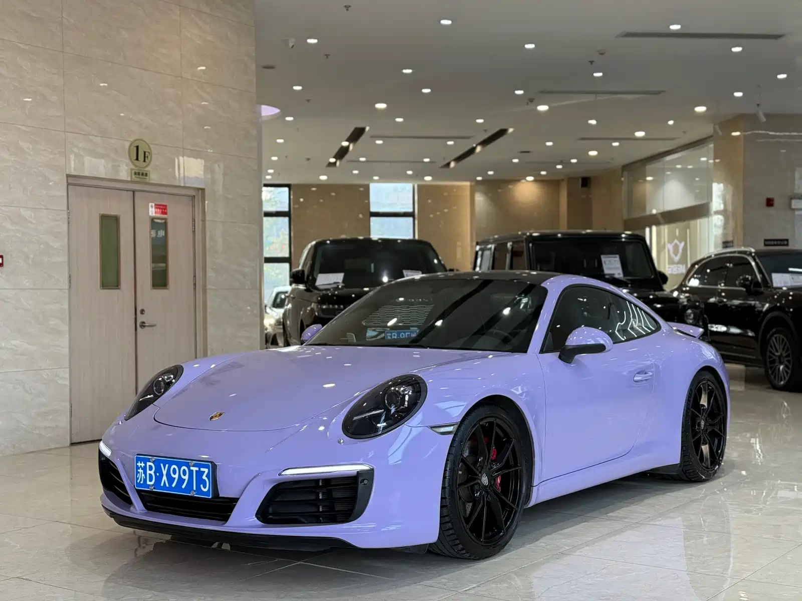 PORSCHE 911
