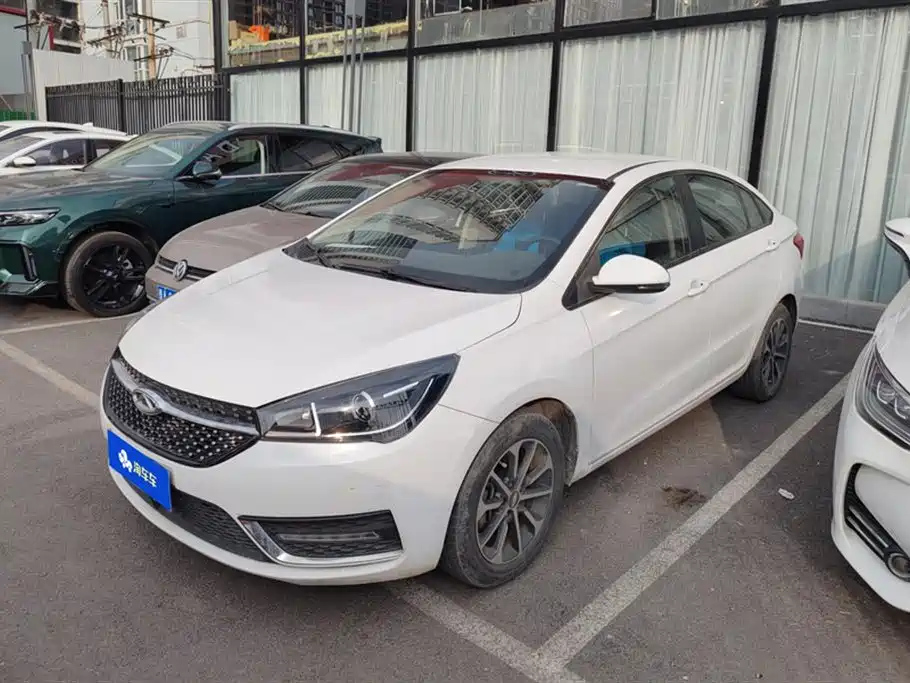 CHERY ARRIZO 5
