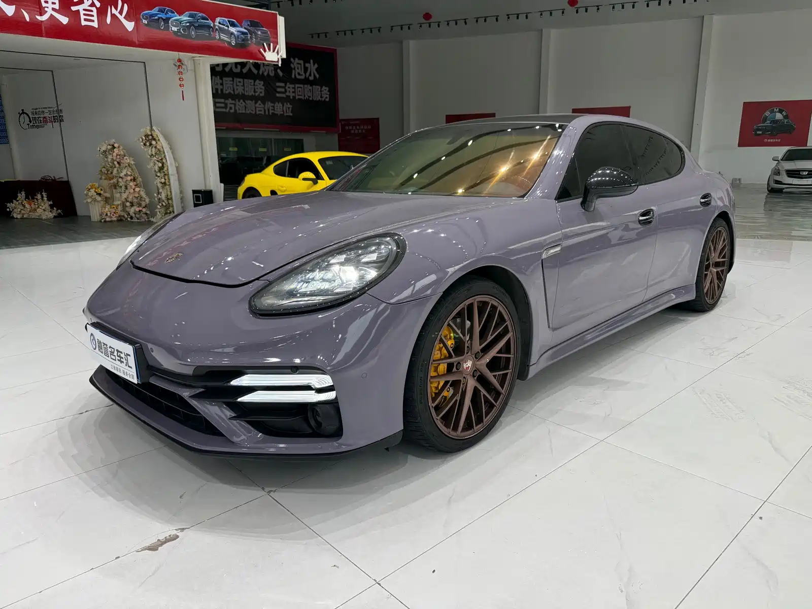 PORSCHE PANAMERA 2010