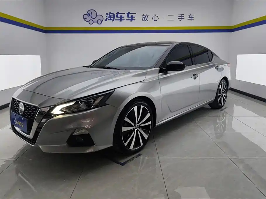 NISSAN TEANA 2021