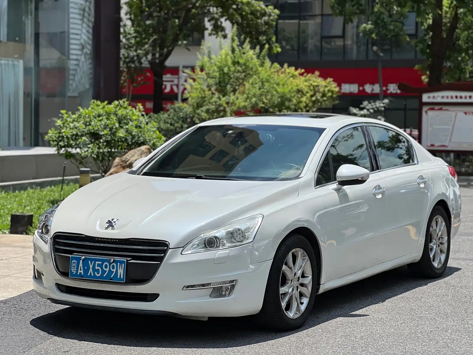PEUGEOT 508 2012