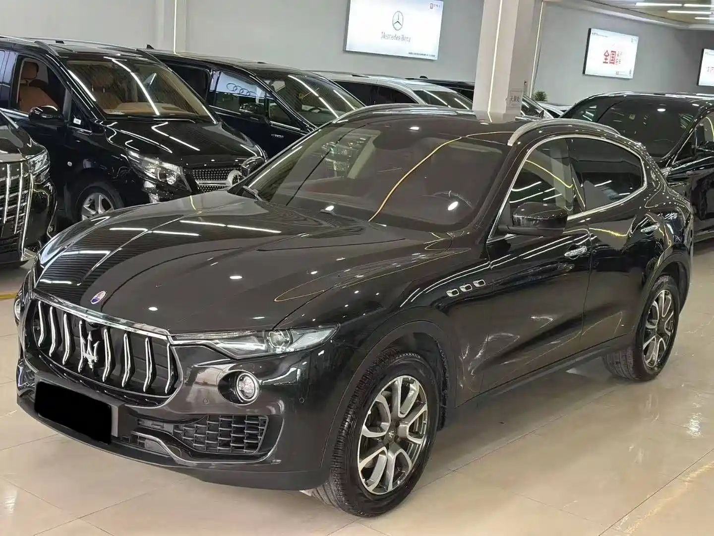 MASERATI LEVANTE 2016