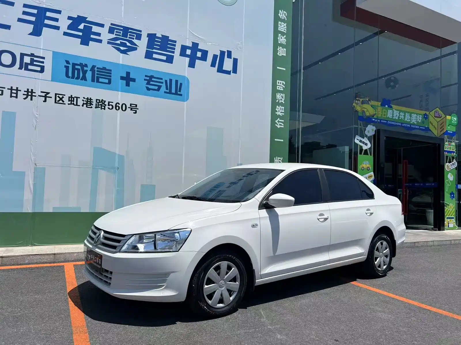 VOLKSWAGEN SANTANA 2019