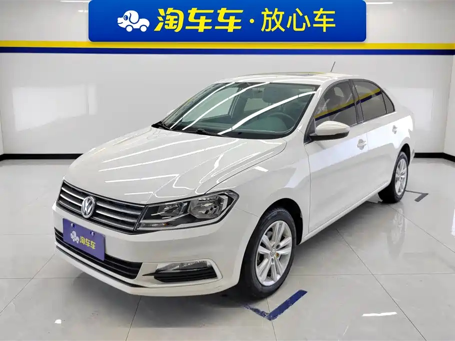VOLKSWAGEN SANTANA 2016