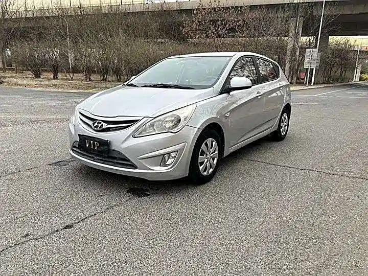 HYUNDAI RENA 2011