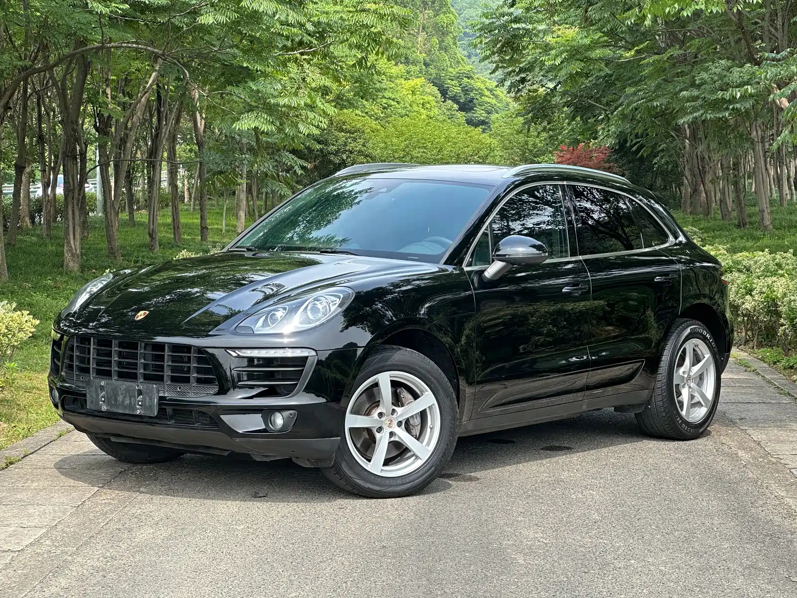 PORSCHE MACAN 2017