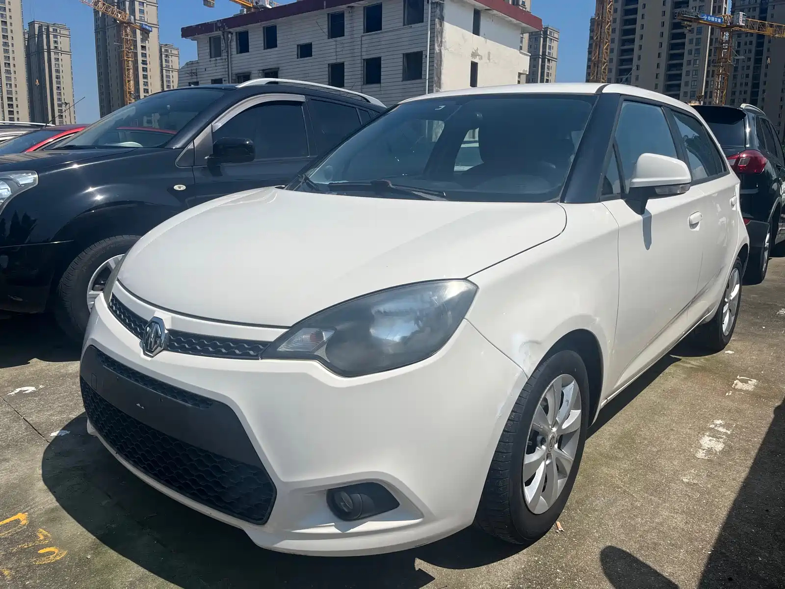 MG 3 2013