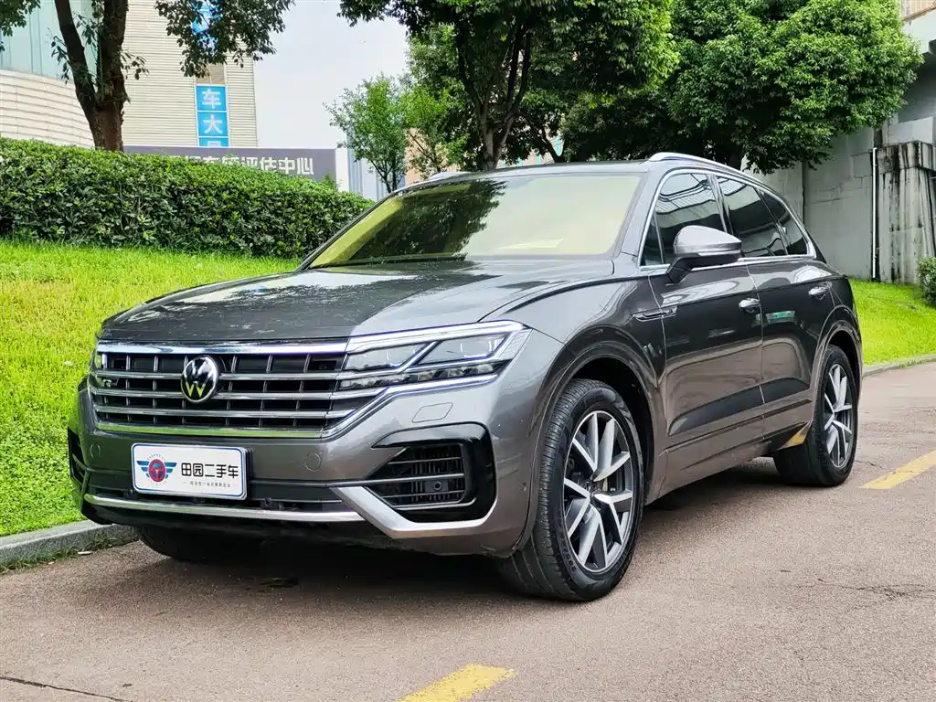VOLKSWAGEN TOUAREG 2020