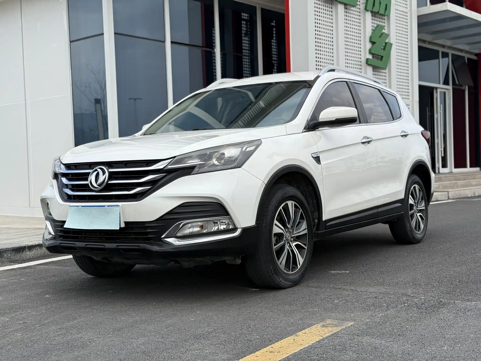 DONGFENG AEOLUS AX7 2018