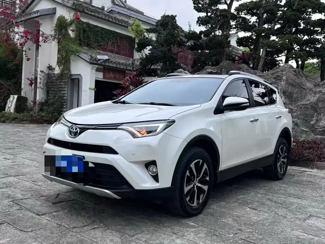 TOYOTA RAV4 RONGFANG 2016