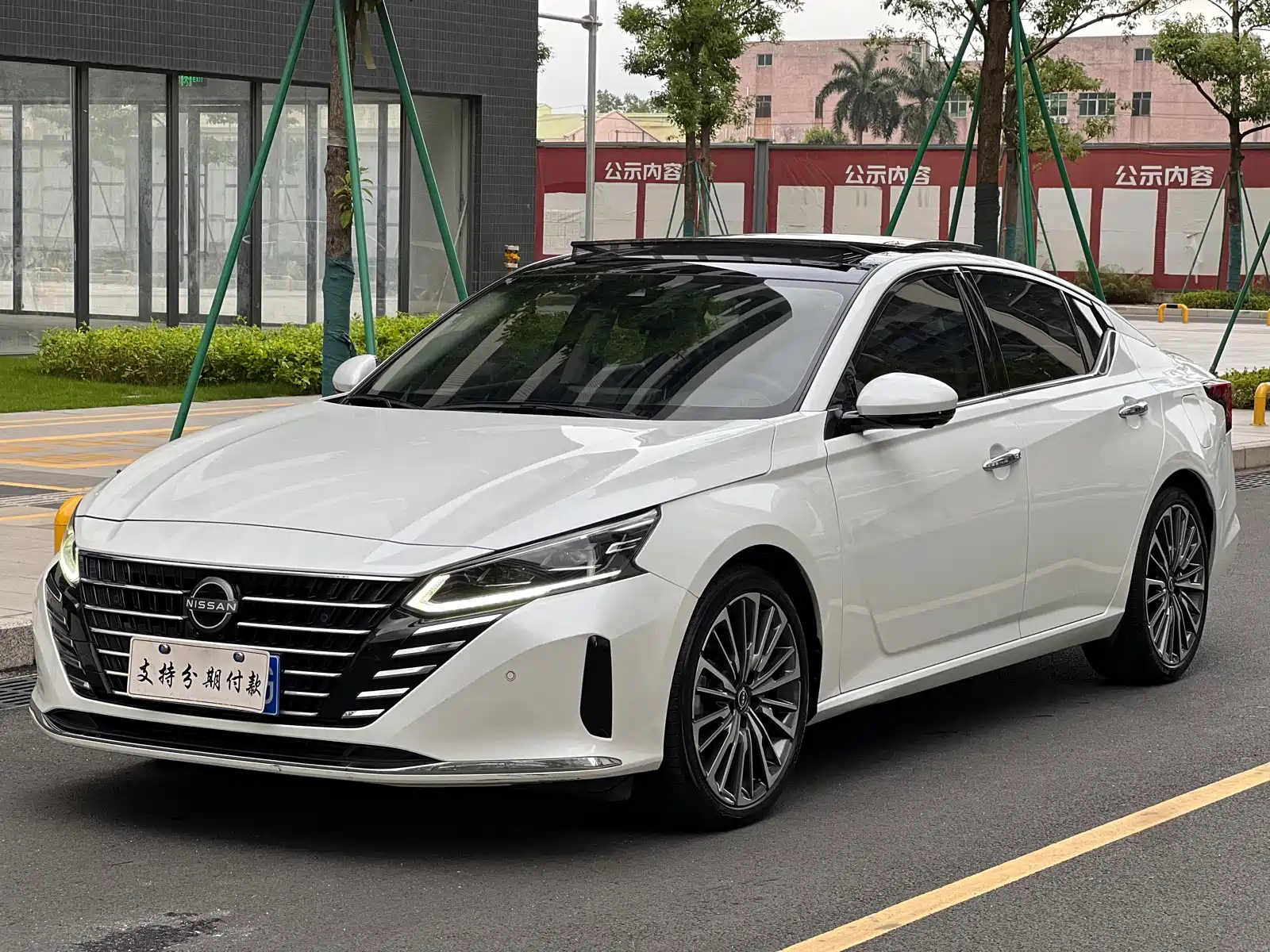 NISSAN TEANA 2022